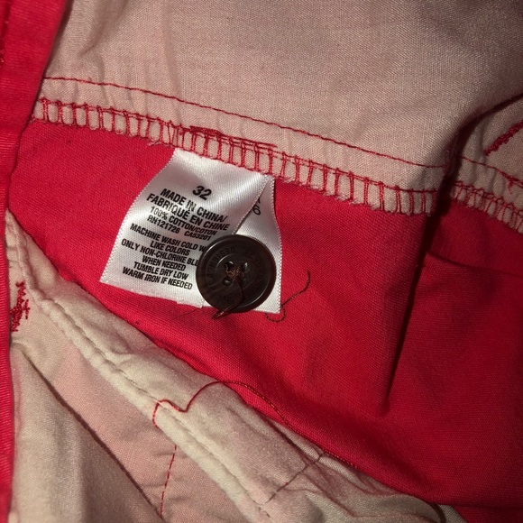 Shorts - Picture 3 of 3